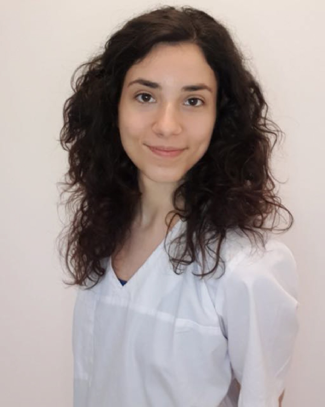 Foto Carina Fortuño máster fisioterapia dermatofuncional