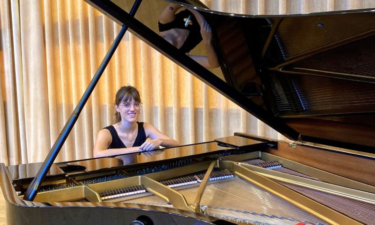 Laura Ortega IA en la música