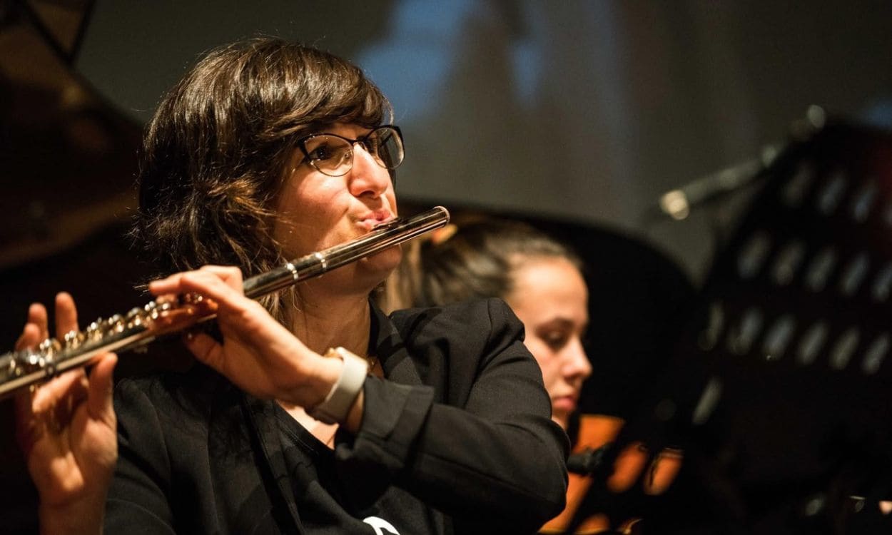 respiracion-consciente-y-rendimiento-musical-alumni-mercedes-saez-alumni-master-en-neuromusica